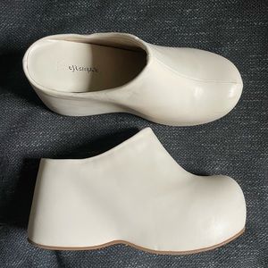 Jeffrey Campbell Cloggin Platform Clog - white (Size 8.5)
